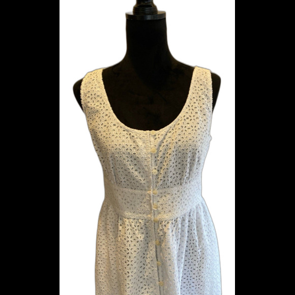 Dresses & Skirts - J.Crew Dress Button Snap Front Size 14 Midi White Cotton Eyelet Smocked Back